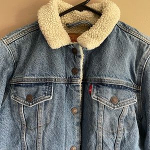 levi’s sherpa coat